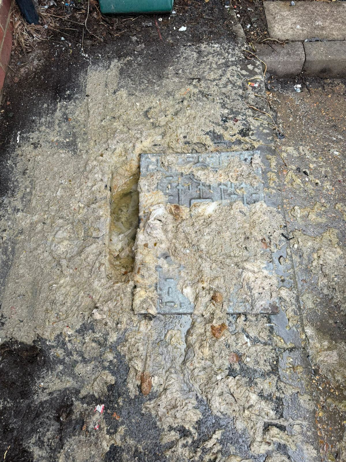External flooding from fat blockage resolved for commercial client
