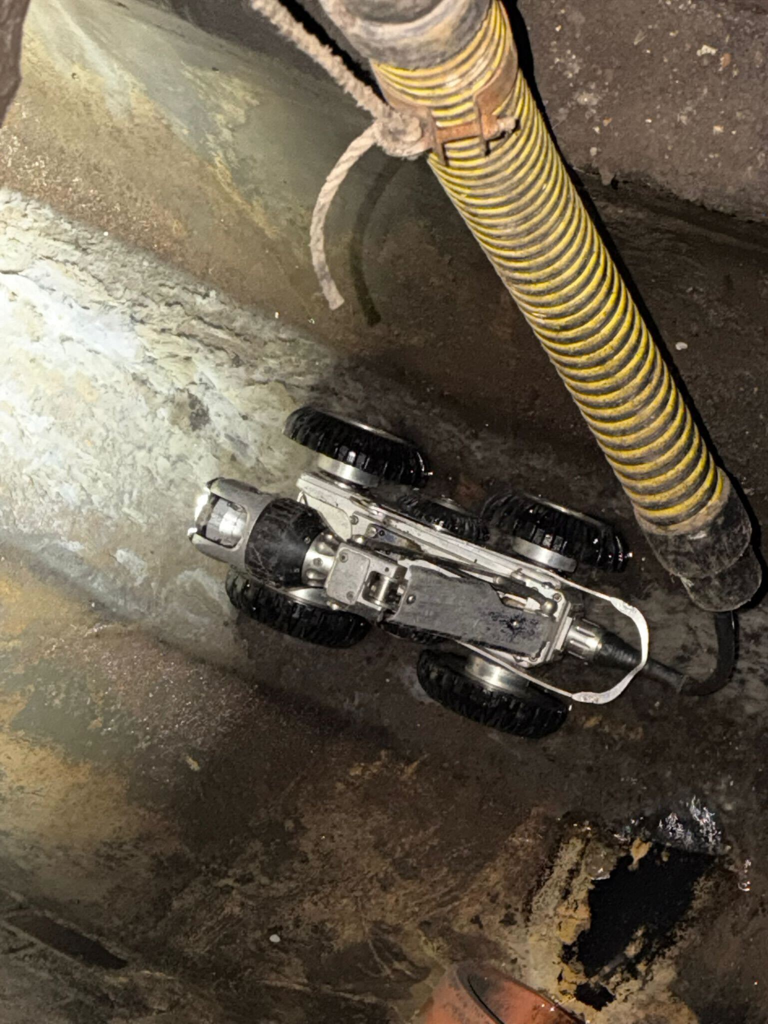 CCTV drain survey Reading - HD camera inspection identifying pipe defects
